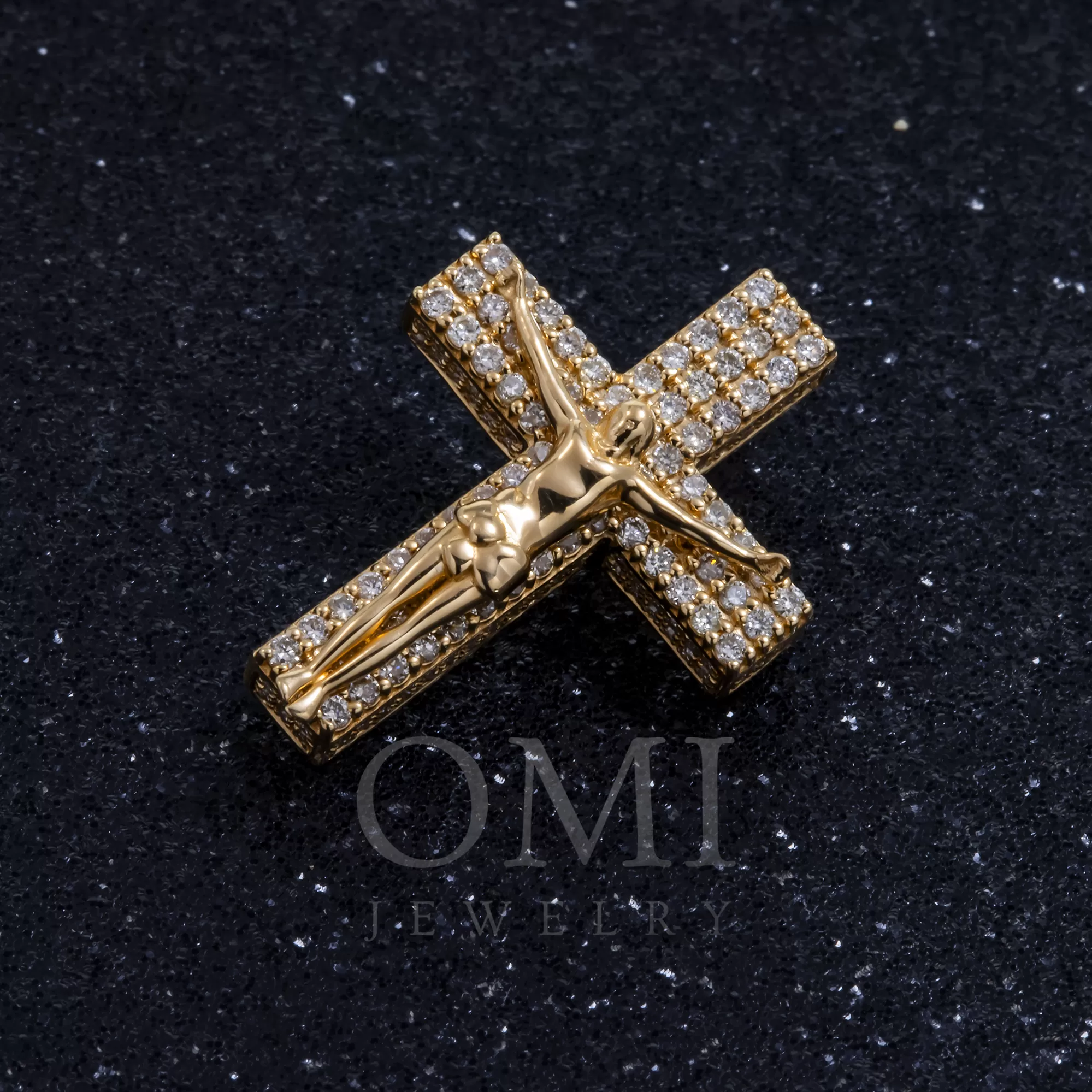 14K GOLD DIAMOND CRUCIFIX PENDANT 0.90 CT