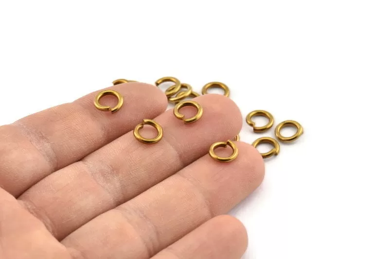 8mm Jump Ring - 100 Raw Brass Jump Rings (8x1.5mm) D0436