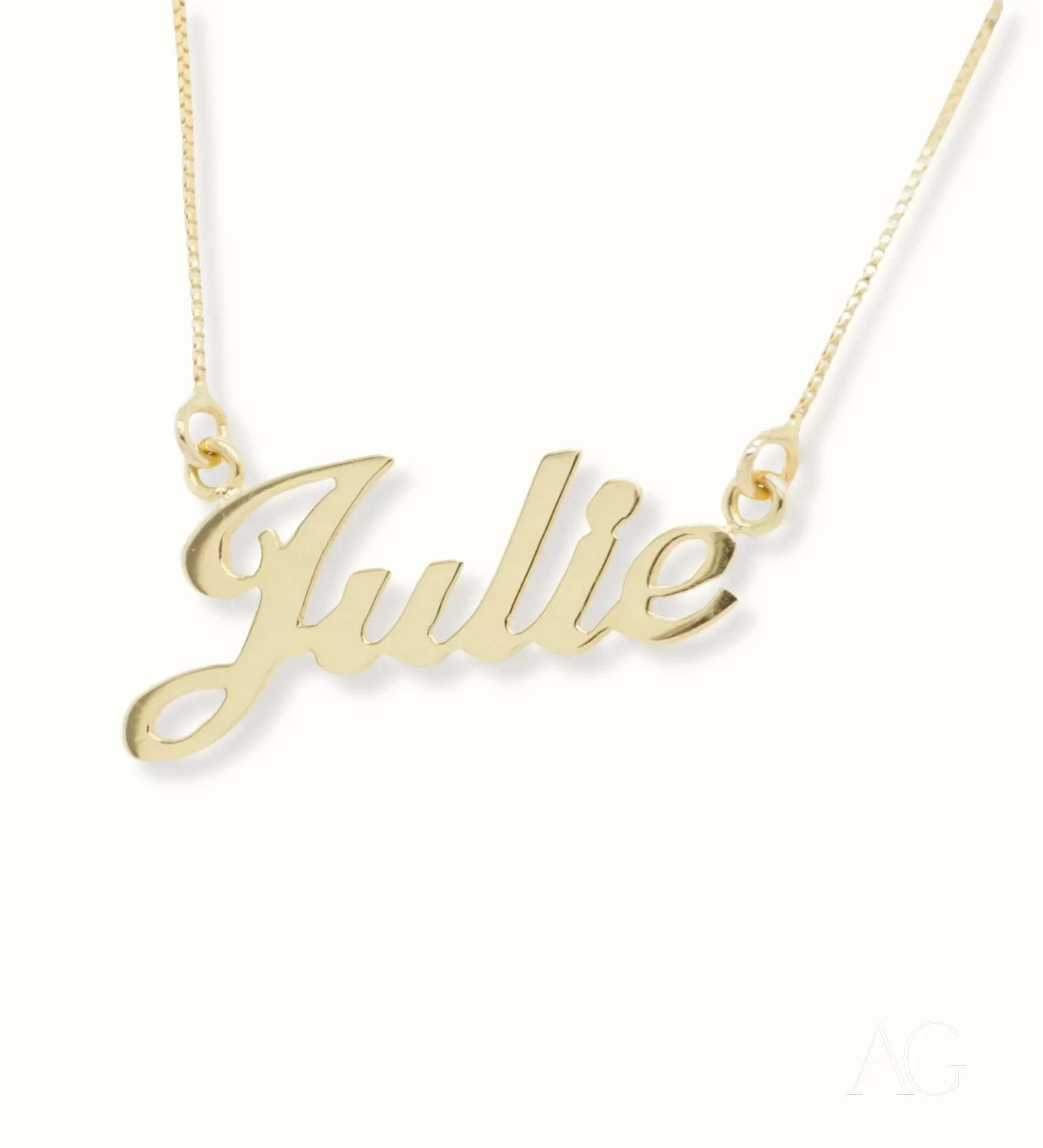 Custom Name Necklace: 18k Gold Elegance