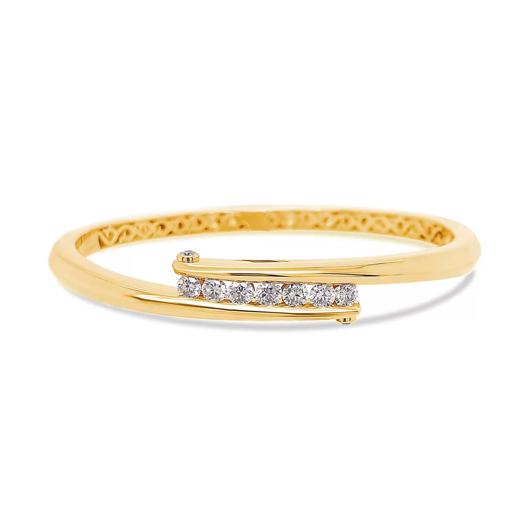 Diamond Overlap Bangle Bracelet