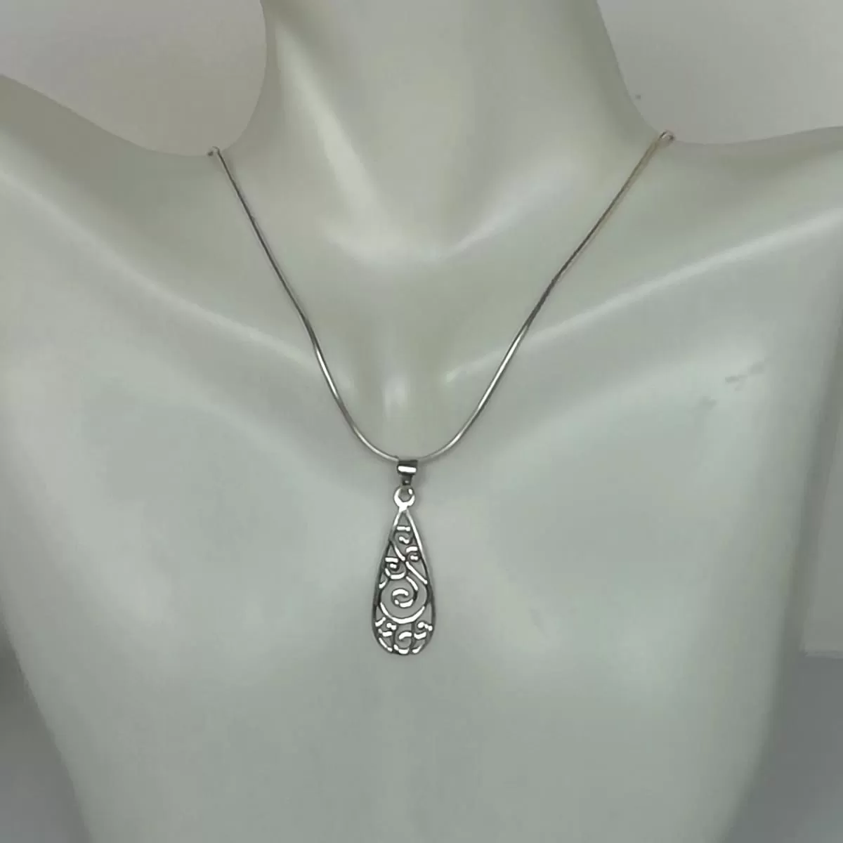 Filigreed Charm - Silver tear drop charm - Boho Jewelry - Sterling Silver - Silver Bracelet - Silver Charm - Gift pendant - PD48