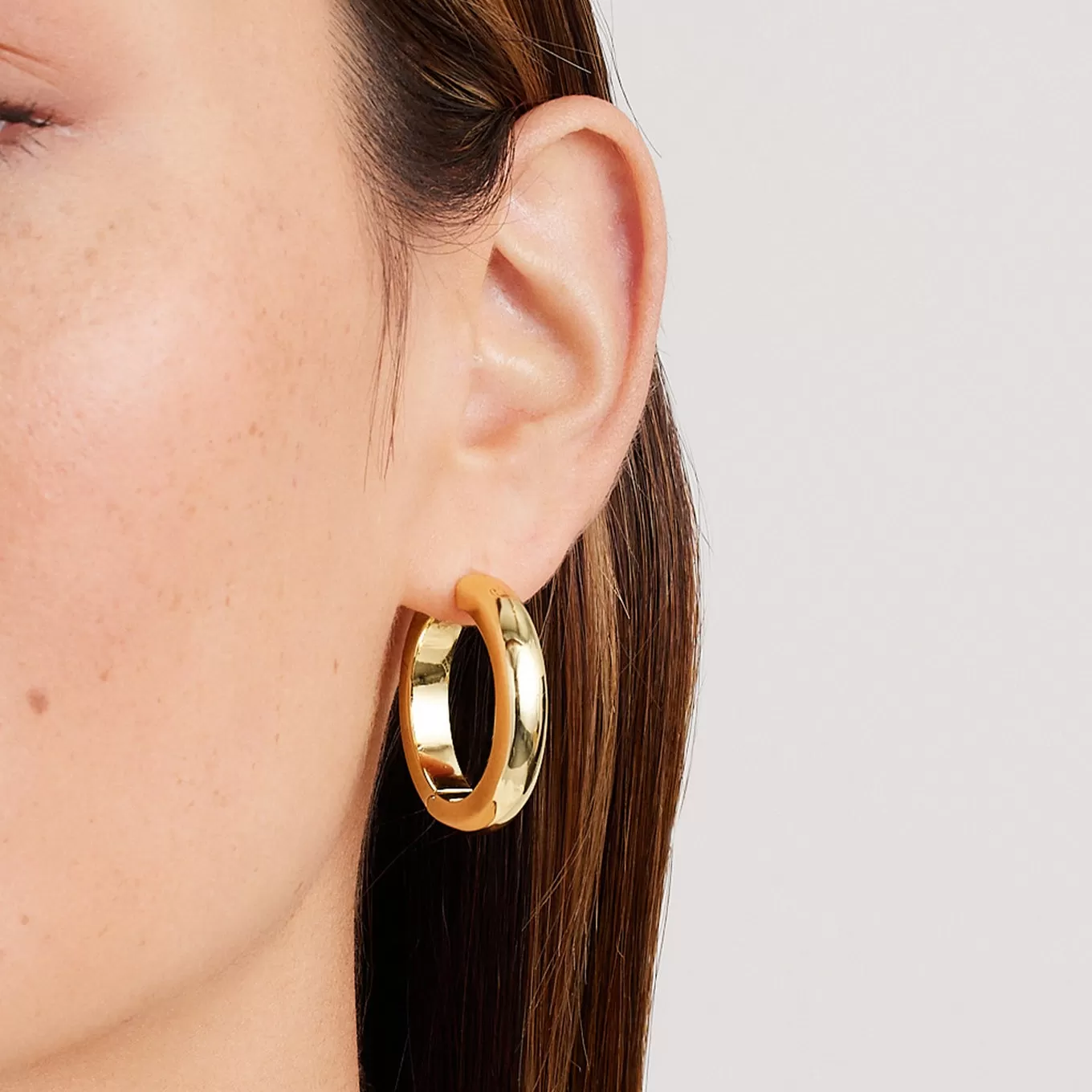 Gorjana Shawn Statement Hoops (gold)