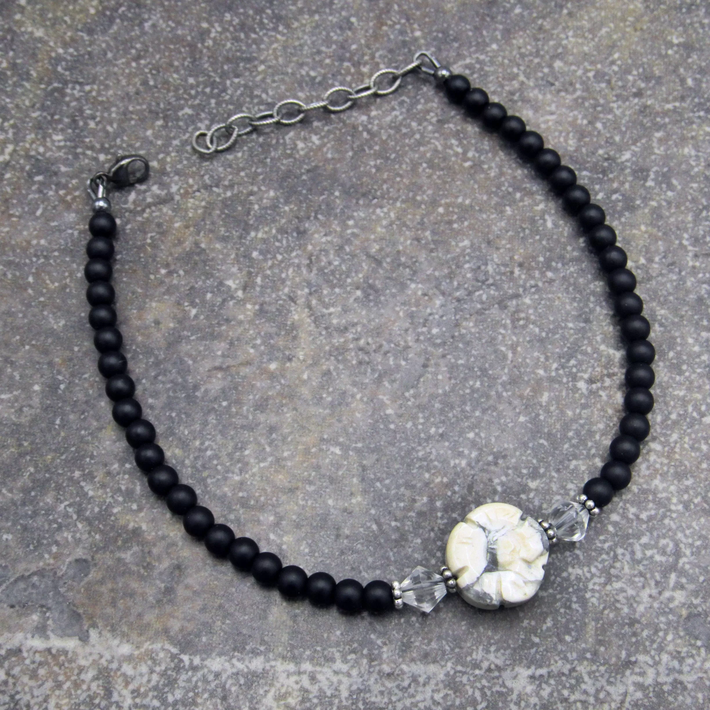 Matte Onyx Gemstone Anklet with Howlite Flower