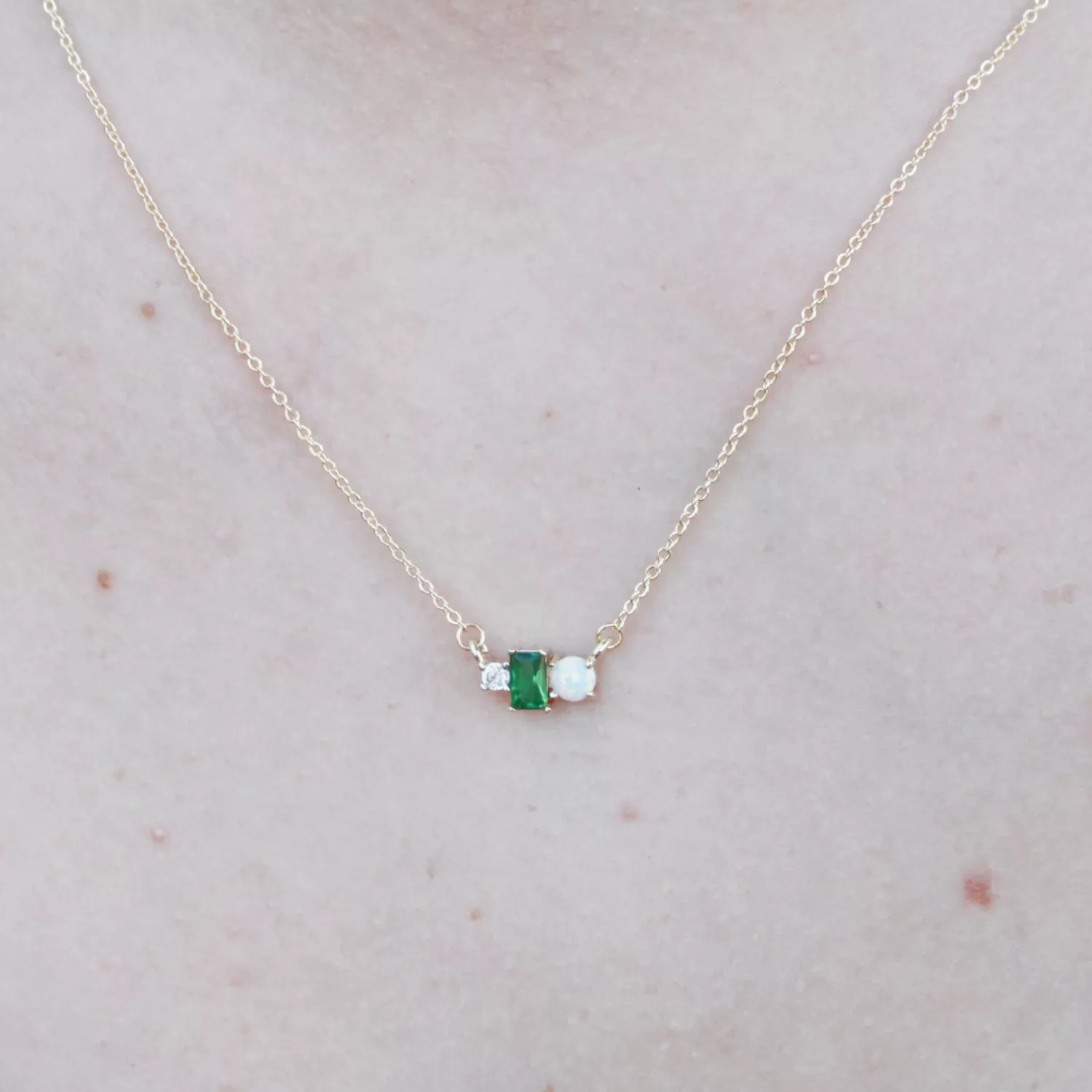 Petite Bel Emerald Necklace