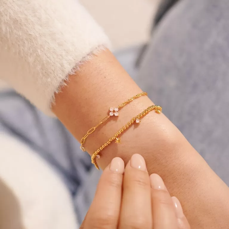 Stacks Of Style Star Bracelet Set in Gold-Tone Plating